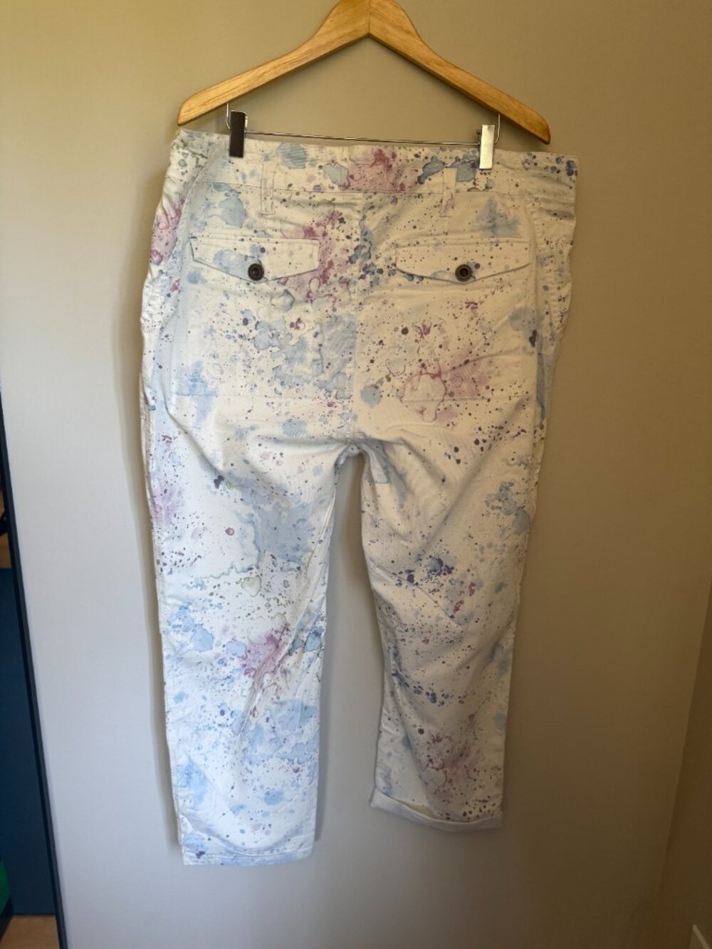 Like new - Anthropology White/Paint Splatter Jeans. Size 18W - Picture 4 of 5